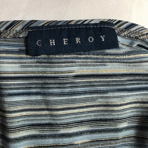 Crop Tops - Picture 2 of 4